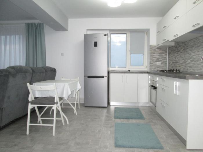 טרגובישטה Apartament Sarra מראה חיצוני תמונה